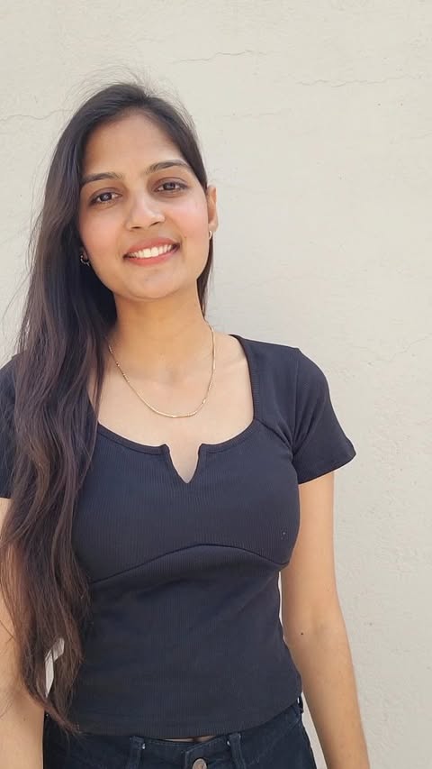 Instagram post by @shivarijain for Snapdeal. Caption reads: Snapdeal Mini Haul 🎀🦋 #ad #sponsored [...].