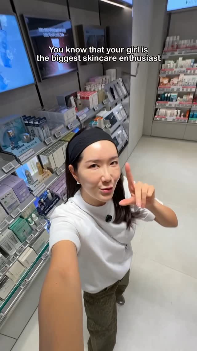 Instagram post by @euniunni for Medihealus. Caption reads: BIGGEST SALE of the year from the #1 beauty site....