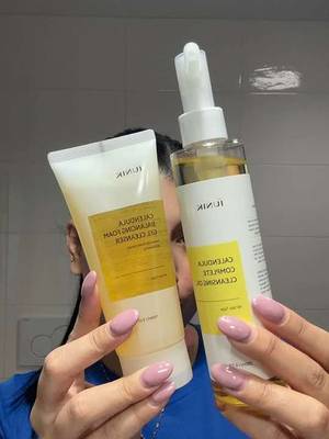 TikTok post by @federica.perito for IUNIK. Caption reads: Night skincare routine with @IUNIK @YesStyle....