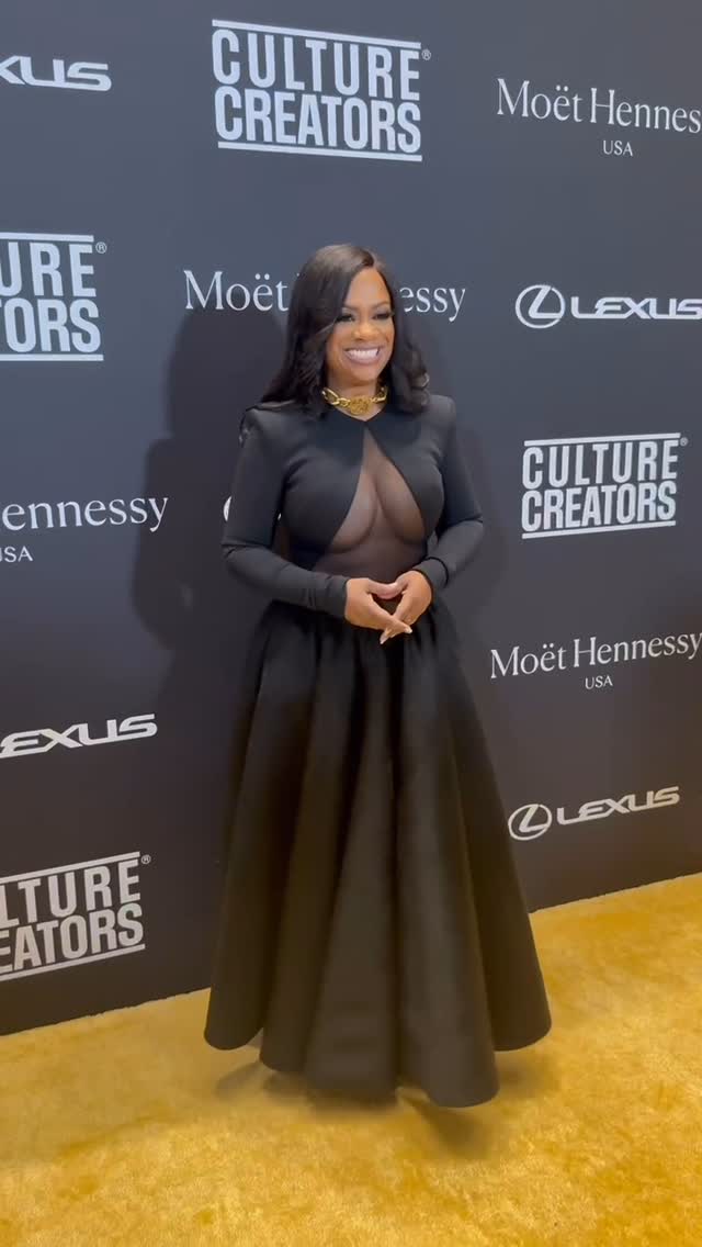 Instagram post by @miniskirtmyrt for TOM FORD. Caption reads: @kandi wore @csiriano to accept her award at....