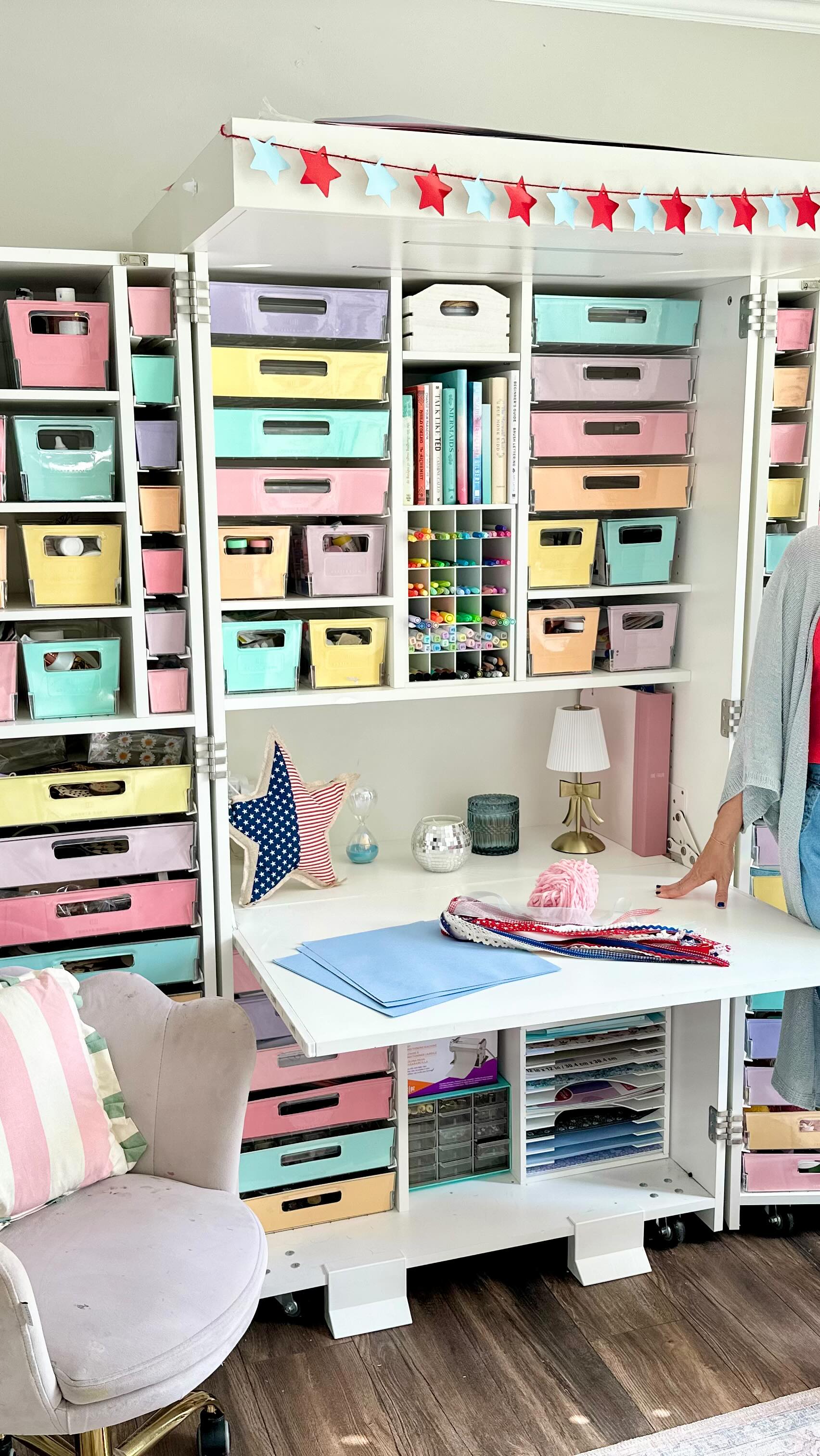 Instagram post by @createwithdesi for Create Room. Caption reads: 🎶 “You look happier…”
👩‍🎤 Me: “Thanks, I got a....