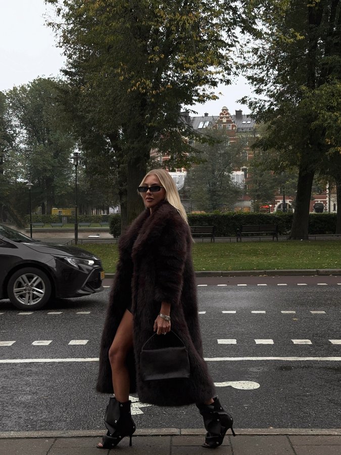 Instagram post by @hannafriberg for Bubbleroom. Caption reads: REKLAM! Celebrating 20 years of style with....