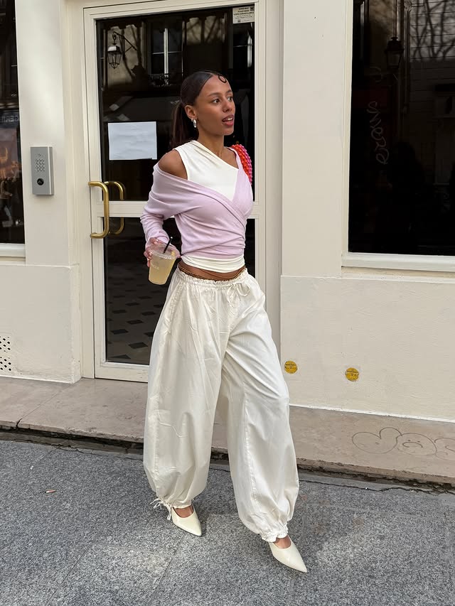 Instagram post by @elisasgn for WEEKDAY. Caption reads: #ad @weekdayofficial the trousers I’ll be wearing....