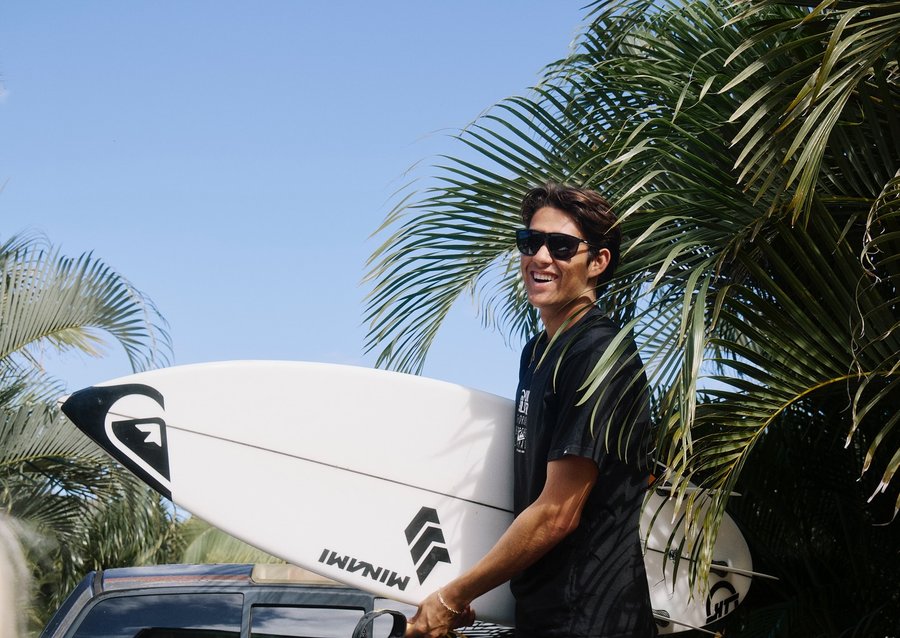 Instagram post by @jackson_bunch_21 for SMITH Optics. Caption reads: [...] stoked when I’m headed to the beach😎....