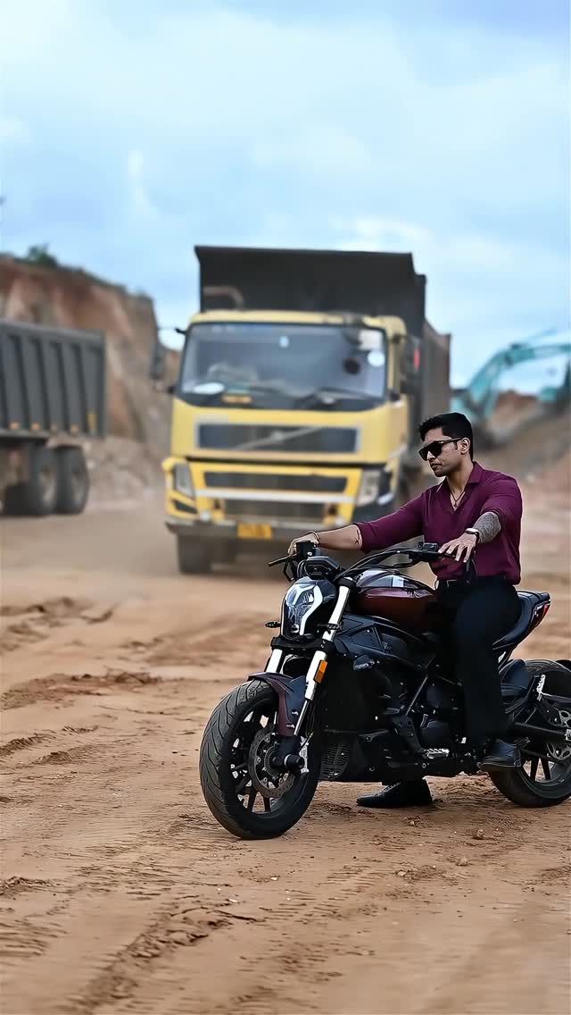 Instagram post by @surajsinghh_96 for Snitch. Caption reads: @snitch.co.in helping me recreate South celeb....