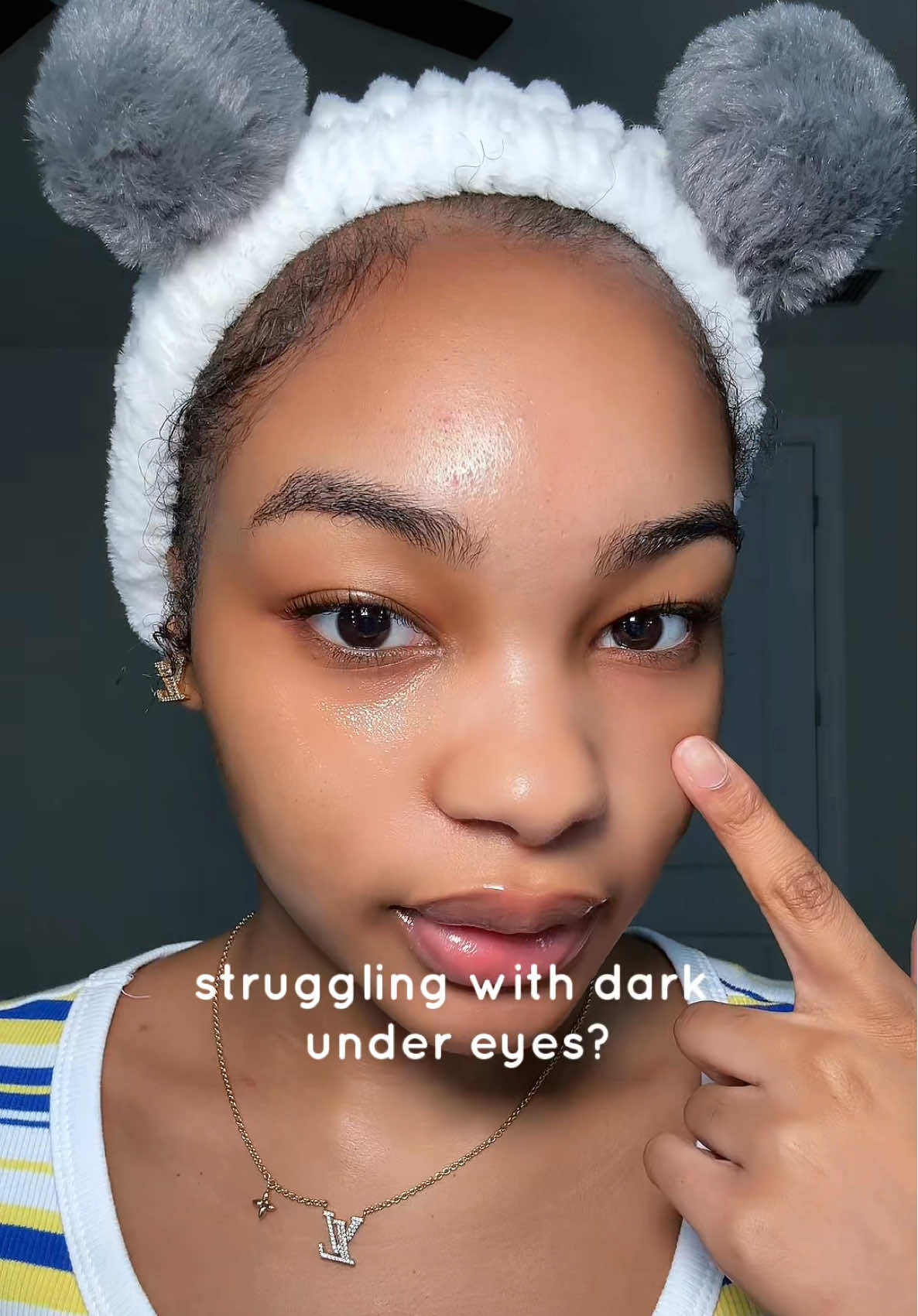 TikTok post by @treasurelaurent for Erno Laszlo. Caption reads: [...] #EyeCare #SelfCare #morningroutine @Erno....