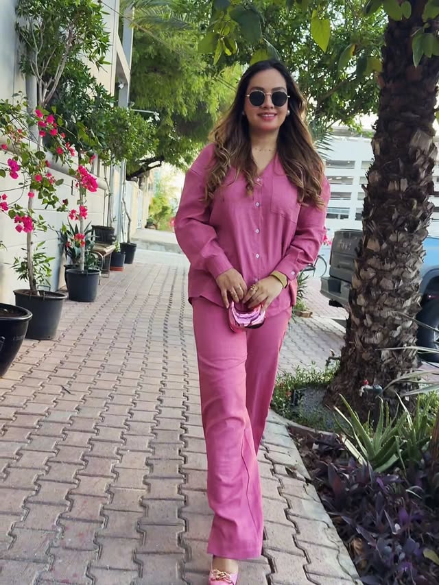Instagram post by @iqrablogosphare for SHEIN. Caption reads: Search “Trends or Trends” on SHEIN for the latest....