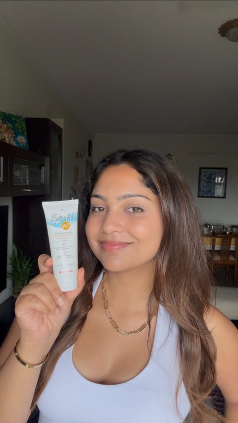Instagram post by @shubhangi1102 for Episoft. Caption reads: [...] days made super easy and quick with....