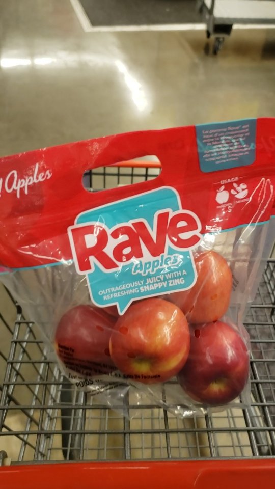 Instagram post by @eatanddrinkhouston for Yes Apples. Caption reads: 📍 Houston, TX | @yesapples Say YES, to Yes!....