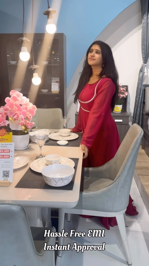 Instagram post by @shilpagowdashivanna for Royaloak Furniture. Caption reads: 🏡✨ Get your home Dasara and Navarati-ready with....