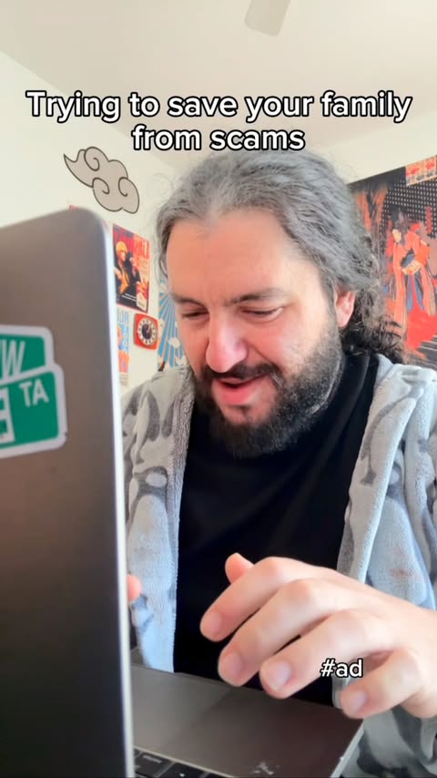 Instagram post by @tonystatovci for Cash App. Caption reads: Keep the holidays scam free with @cashapp....