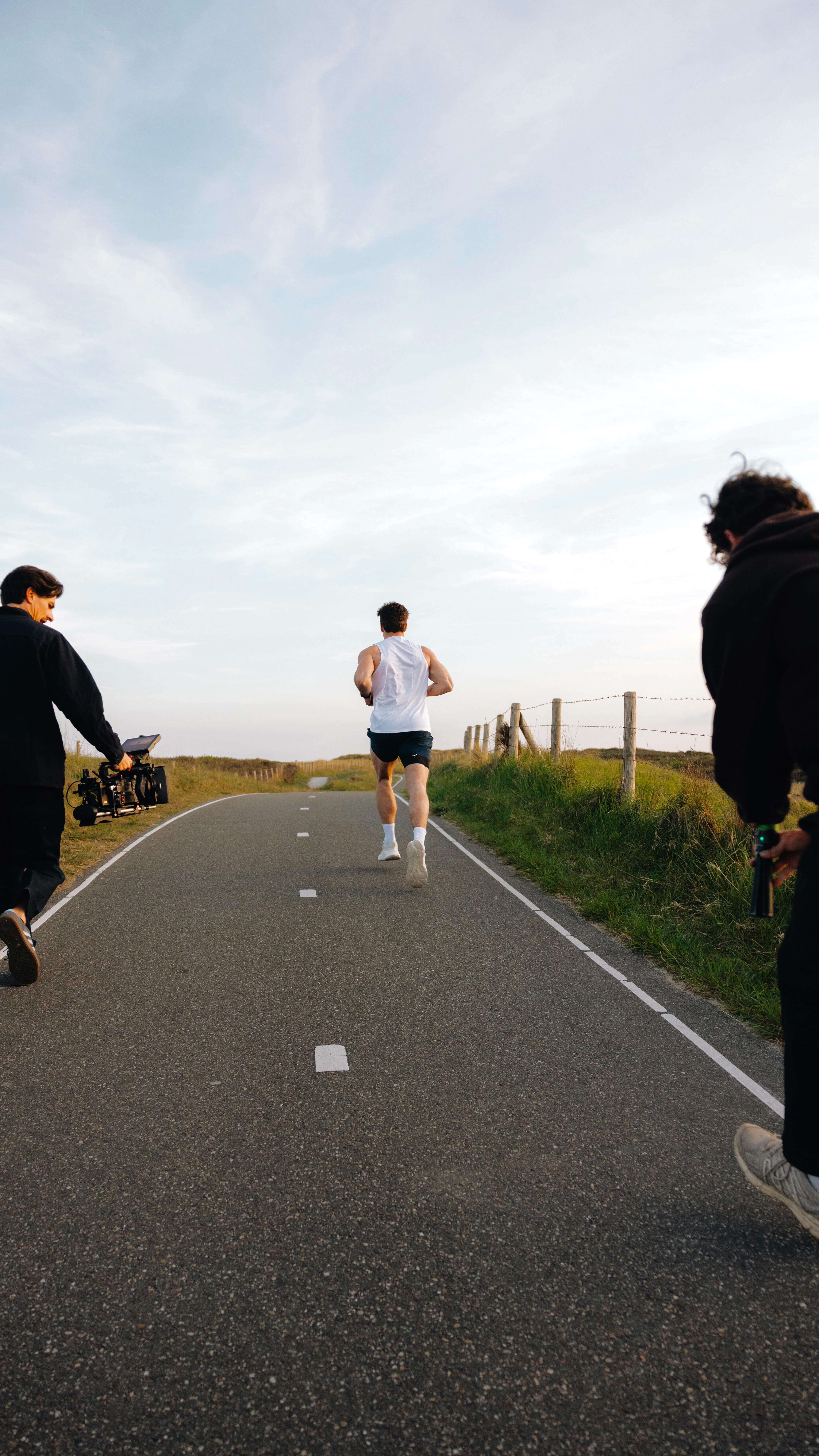 Instagram post by @iamdaanschel for Vitakruid. Caption reads: Been pushing hard and fueling goood....