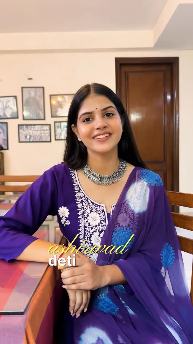 Instagram post by @vanii_tyagii for Sri Mandir. Caption reads: On this Sharad Purnima, may Maa Mahalakshmi bless....