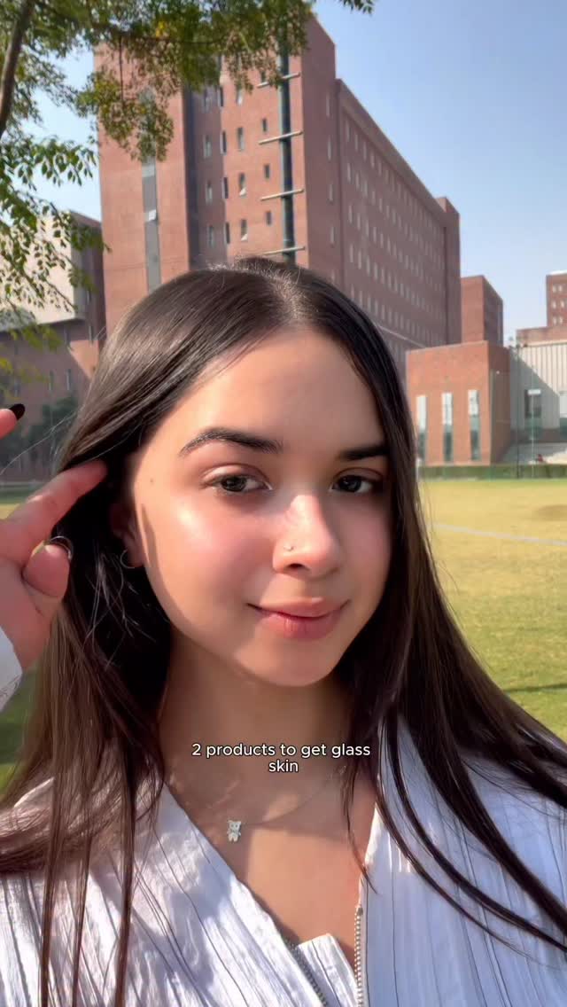 Instagram post by @thatsoshani for Torriden. Caption reads: bare skin, but softer🩵

Products used: 
♡....