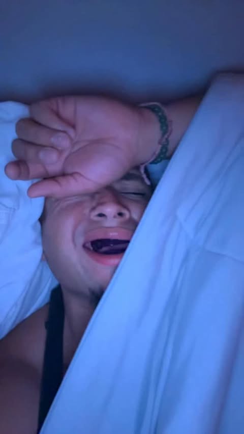 Instagram post by @davienjgarcia for Hismile. Caption reads: I was so scared 😭 @hismile.