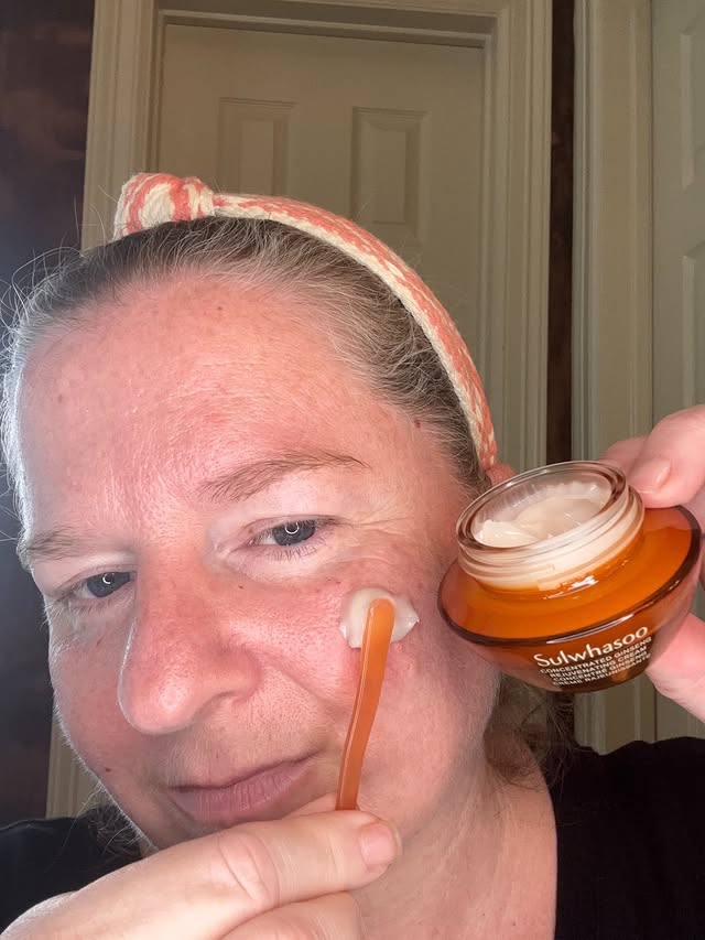 Instagram post by @testerweezy for Beautytap. Caption reads: The Concentrated Ginseng Rejuvenating Cream by....