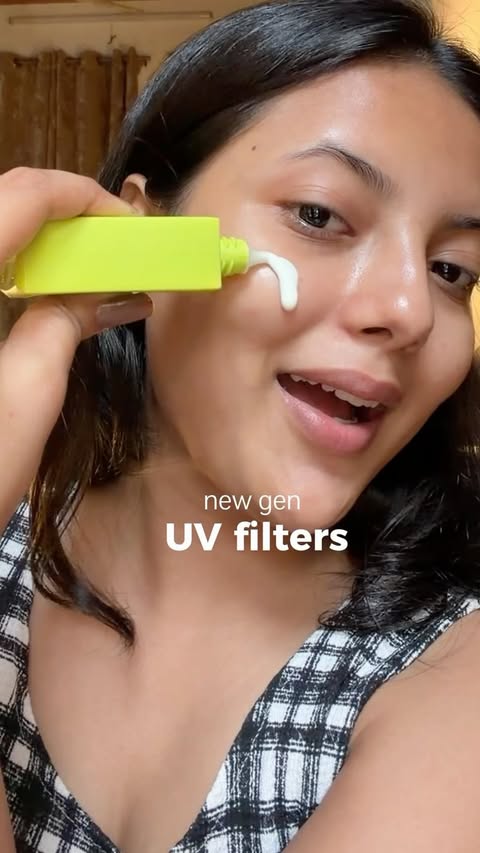 Instagram post by @_sanskritisingh06_ for Hyphen. Caption reads: [...] sunscreen with zero greasy residue!....