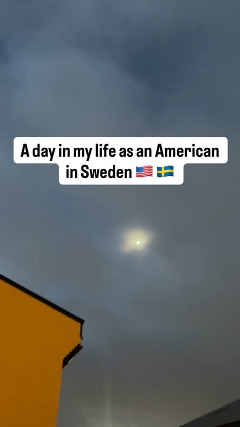 Instagram post by @stephen_in_sweden for BAUER Hockey. Caption reads: [...] #livingabroad #bauerpartner #hockey....