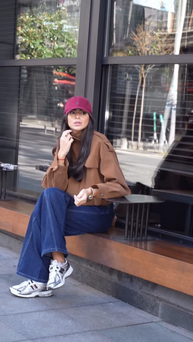 Instagram post by @selennergiz for DISSH. Caption reads: Sunday outfit🤎 Sneaker ile kombin yapmayalı ne....