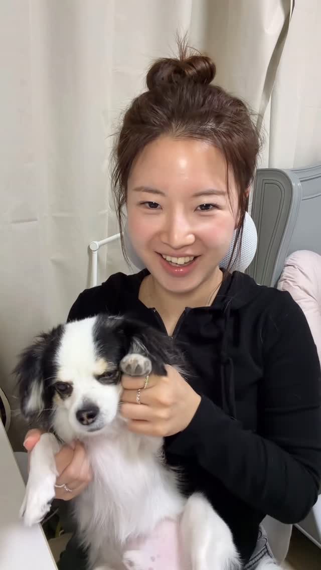 Instagram post by @_niacho for Roborock. Caption reads: You‘re just a gameboy with @roborock.korea #광고.