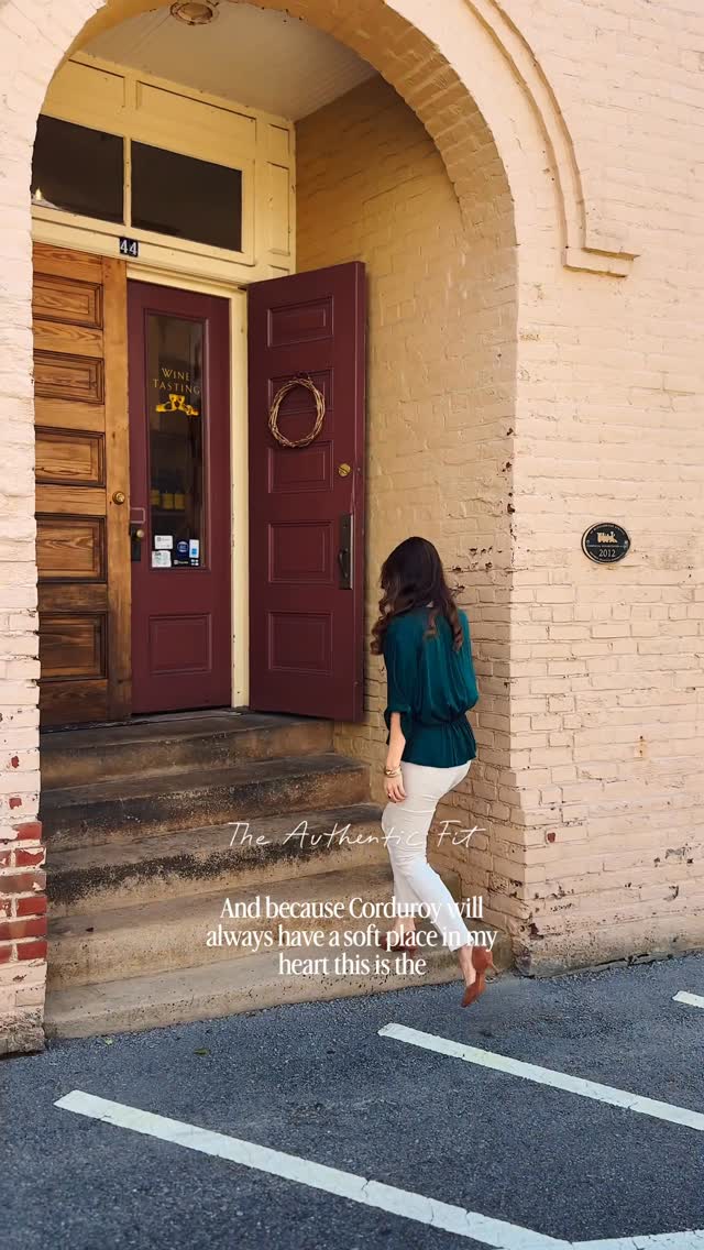 Instagram post by @juliacurated for J.Jill. Caption reads: #ad It’s fall… which means it’s officially pants....