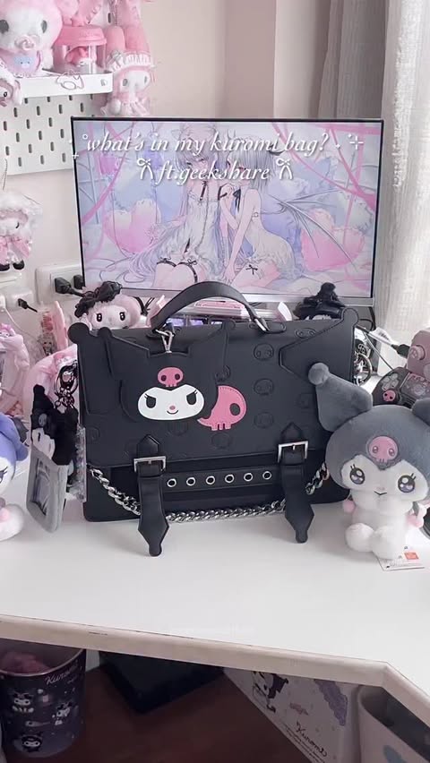 Instagram post by @pammucollect for GeekShare. Caption reads: [...] so i’m bringing this kuromi bag from....