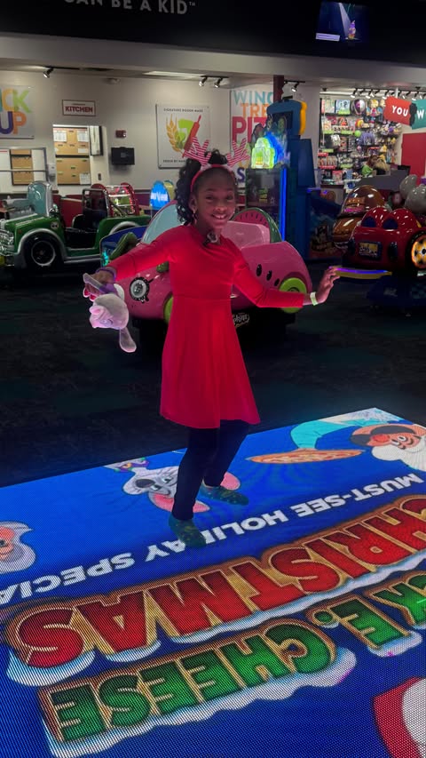 Instagram post by @missayvahjanae for Chuck E. Cheese. Caption reads: Such an amazing morning#!!! A Chuck E. Cheese....