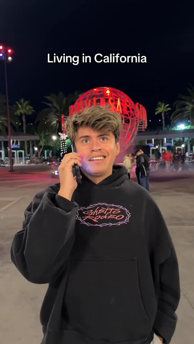 Instagram post by @snazzycarlos for Halloween Horror Nights. Caption reads: thank you for the tickets @horrornights #comedy....