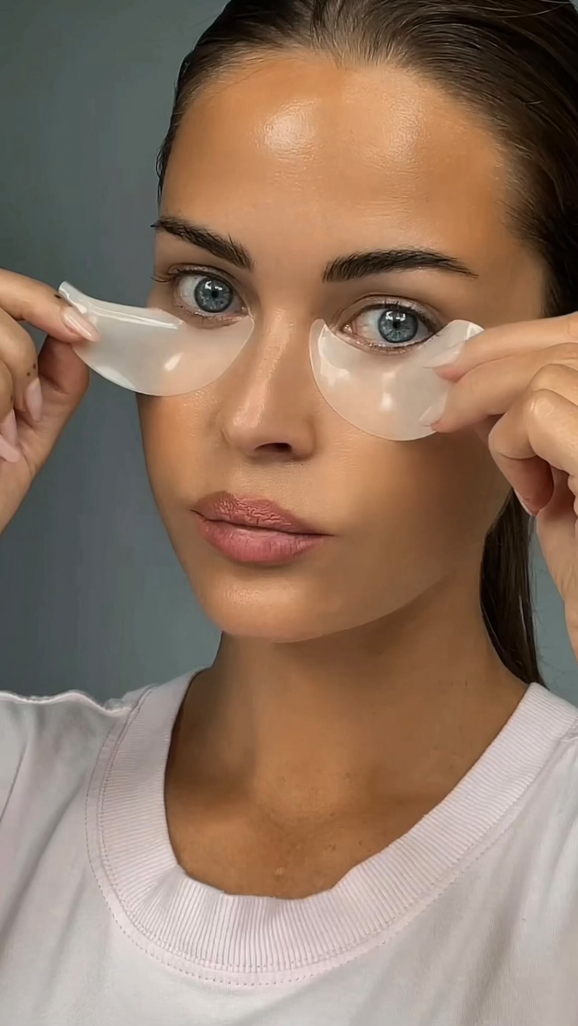 Instagram post by @murielle for CAIA Cosmetics. Caption reads: AD — when I need to hide dark circles, I always....