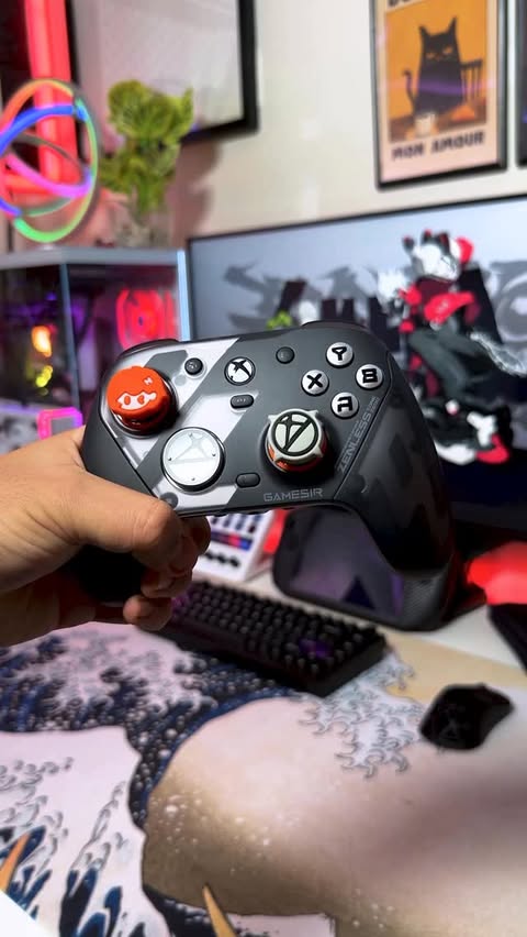 Instagram post by @v1nzy.7 for GameSir. Caption reads: Say hello to the GameSir G7 Pro Zenless Zone Zero....