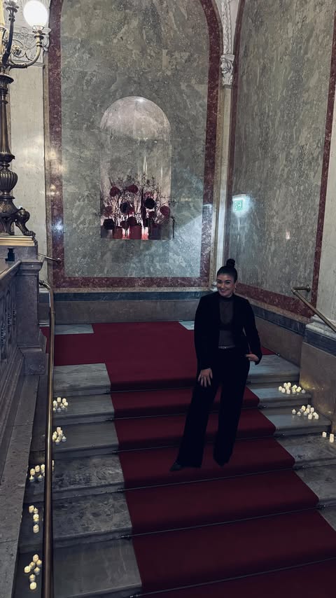 Instagram post by @_norakahn_ for TOM FORD. Caption reads: [...] at once for me. 
Today: Porto Fino by....