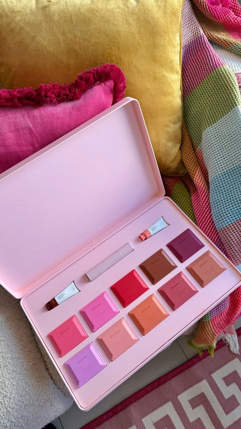 Instagram post by @jessfussell for Glossier. Caption reads: [...] which colour is your fave!?☁️ @glossier....
