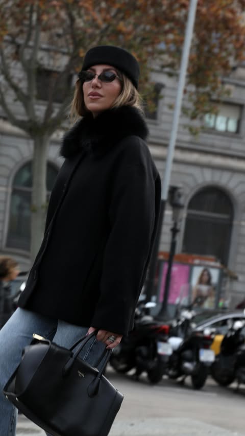 Instagram post by @le.petit.colette for narciso rodriguez. Caption reads: Not all gifts are under the tree… final touch &....