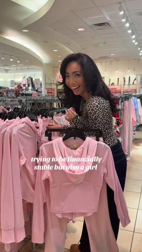 Instagram post by @marialys_frias for Charlotte Russe. Caption reads: @charlotterusse #CRgirl #charlotterussepartner.