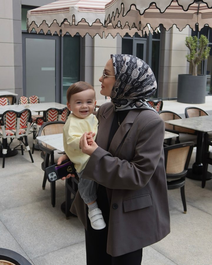 Instagram post by @atalaraleyna for Imannoor. Caption reads: My bestie👶🏻
@imannoor #işbirliği #imannoorlove.