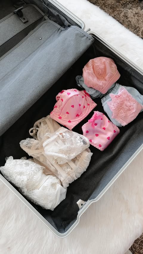 Instagram post by @christinaeileen for LEVEL8. Caption reads: [...] for Valentine’s Day? Use CHRISTINA10....