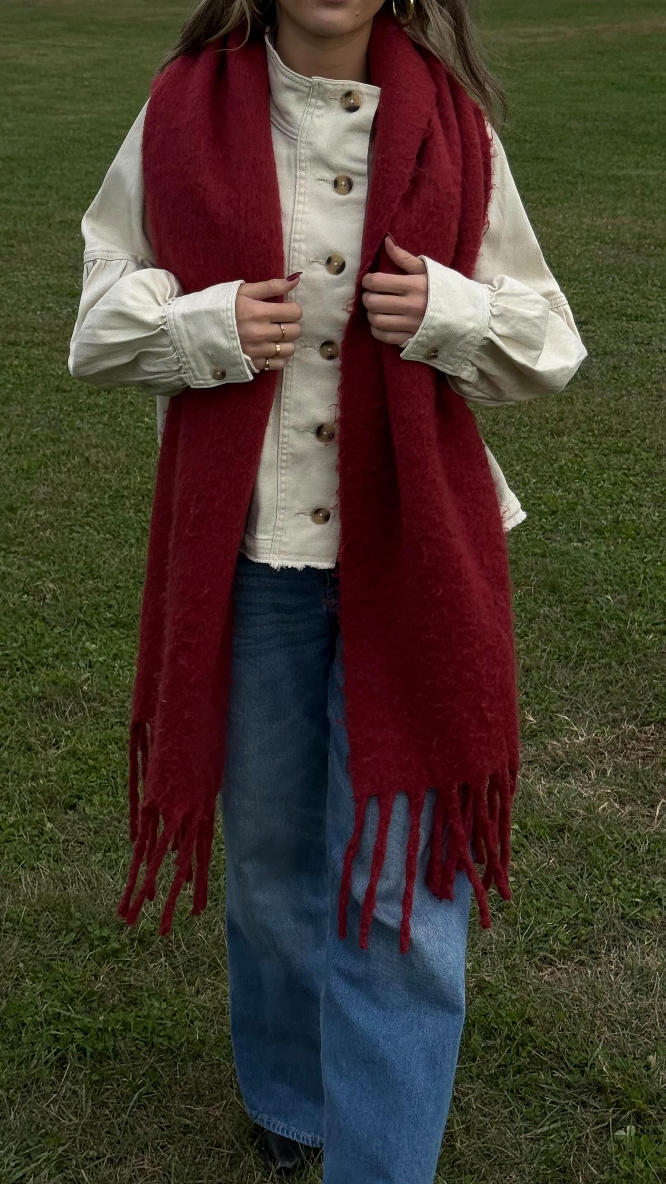 Instagram post by @rylieemalatakk for Bohme. Caption reads: Some fall favorites from @shopbohme 🍁🤎 #ad....