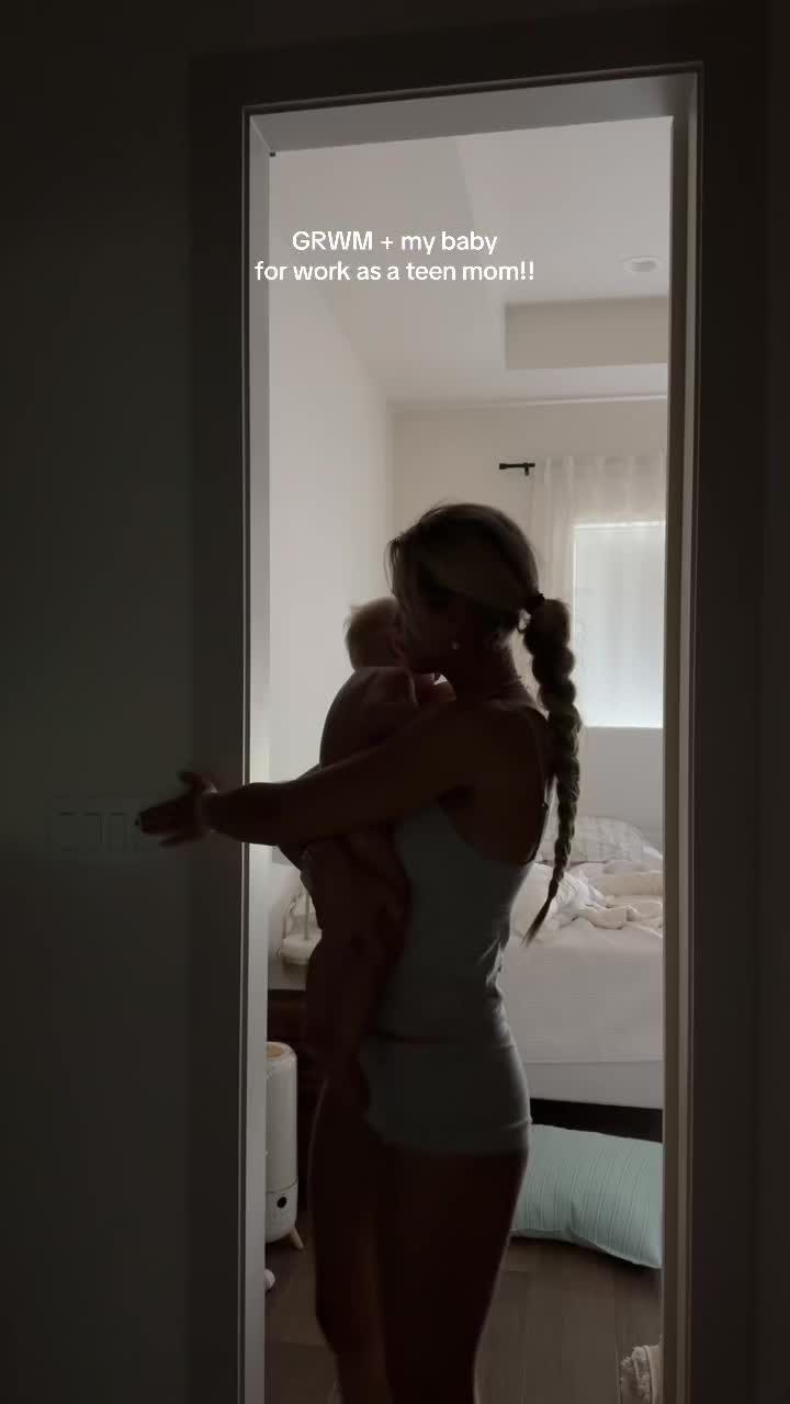 TikTok post by @josslynlaree for Brandy Melville. Caption reads: [...] the best rest of y’all’s week🌟🌟 @Brandy....