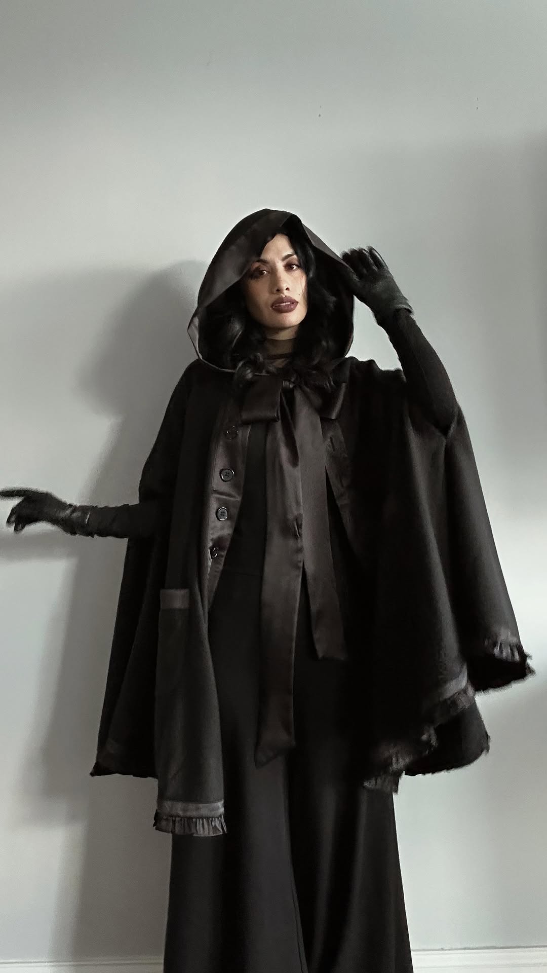 Instagram post by @chelseyceja for Blackwood Castle. Caption reads: [...] your coat to gothify your look 🦇😌....