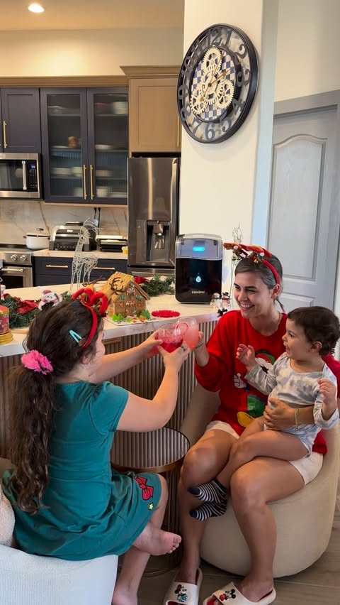 Instagram post by @life.as.eda for EUHOMY. Caption reads: Ending the year with a chill vibe ❄️
Our favorite....