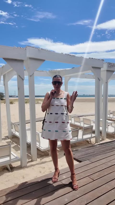 Instagram post by @sim.spys.stylist for FRANKIE4 footwear. Caption reads: [...] celebrating the COAST launch with....