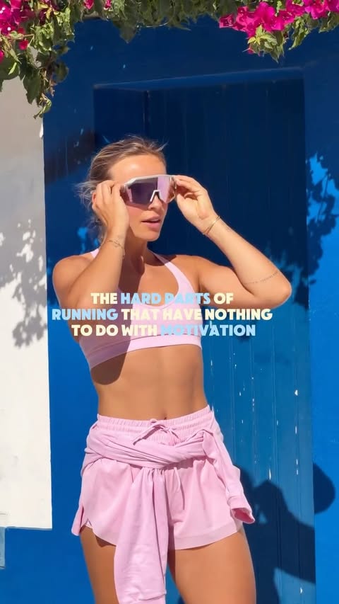 Instagram post by @amy.theoceangirl for Lorna Jane Active. Caption reads: running is hard and it has nothing to do with how....