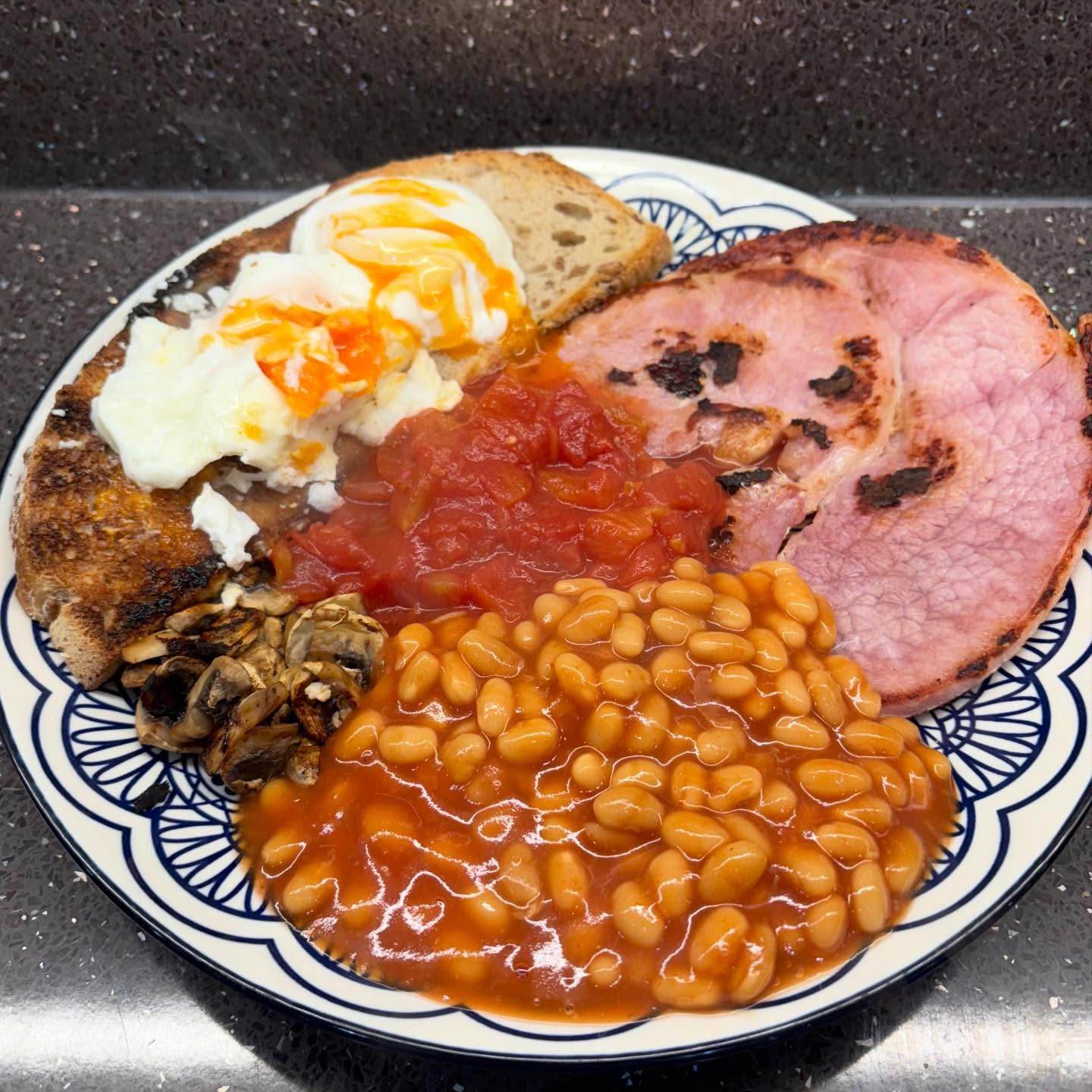 Instagram post by @shazza.slimmingworld for Slimming World. Caption reads: [...] after last night’s cocktails 🍹....