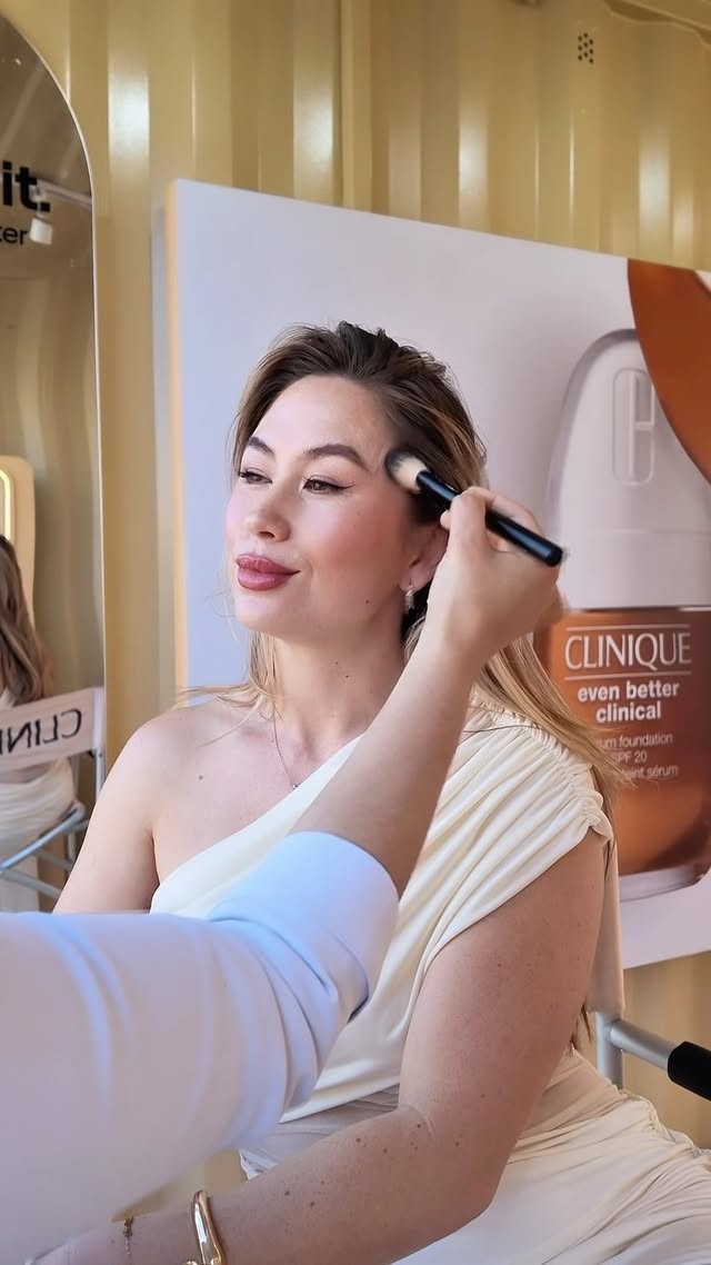 Instagram post by @lindylin.mua for Clinique. Caption reads: [...] buying a foundation. ✨🤎 Visit the....