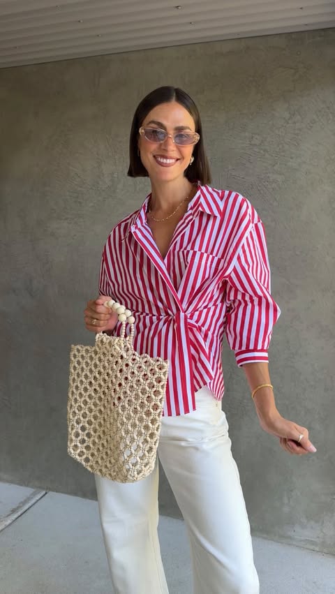 Instagram post by @stef.bergmann for Flo & Frankie. Caption reads: Styling my ultimate wardrobe essential - an....