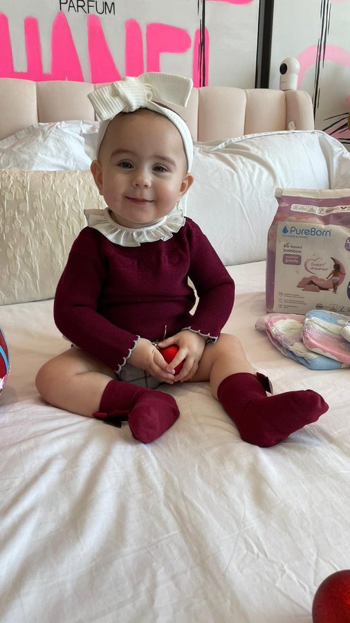 Instagram post by @kellymariemackinnon for Pureborn. Caption reads: [...] for my babies 👶🏼 comes from....