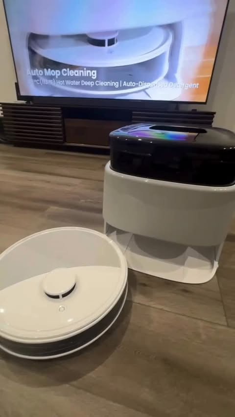 Instagram post by @wanderlust.buddy for Lefant. Caption reads: @lefantofficial a special deal from AliExpress....