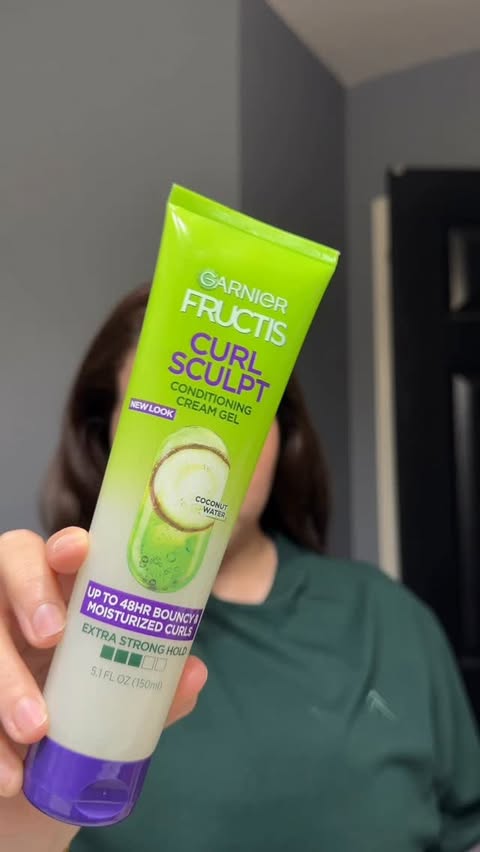 Instagram post by @melissaa.garza for L'ange Hair. Caption reads: My favorite slick back bun for the....