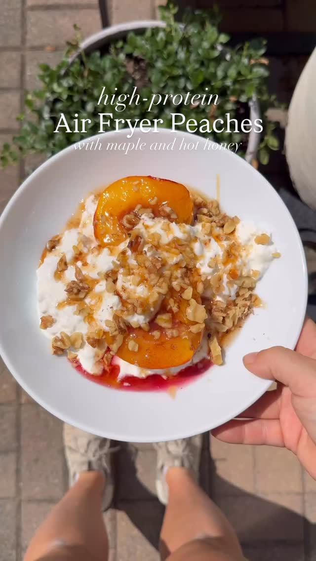 Instagram post by @what_mollymade for Meijer. Caption reads: Cottage cheese and peaches will always be one of....