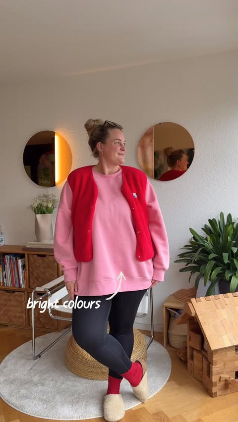Instagram post by @styleitsommerfrohlich for Luamaya. Caption reads: It’s ok to fancy comfort everyday but especially....